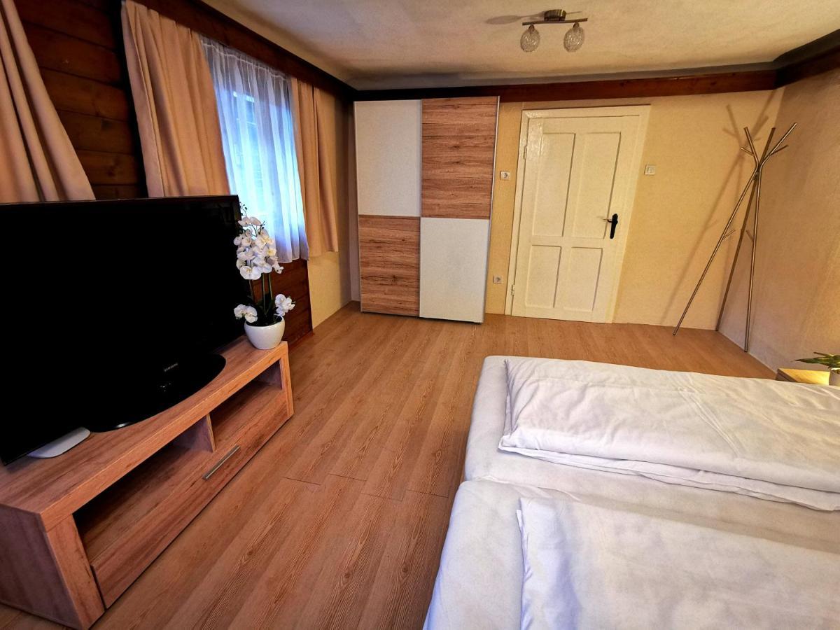 Haus Eveline Apartamento Exterior foto
